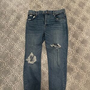 Abercrombie High Rise Mom Jeans size 12/31